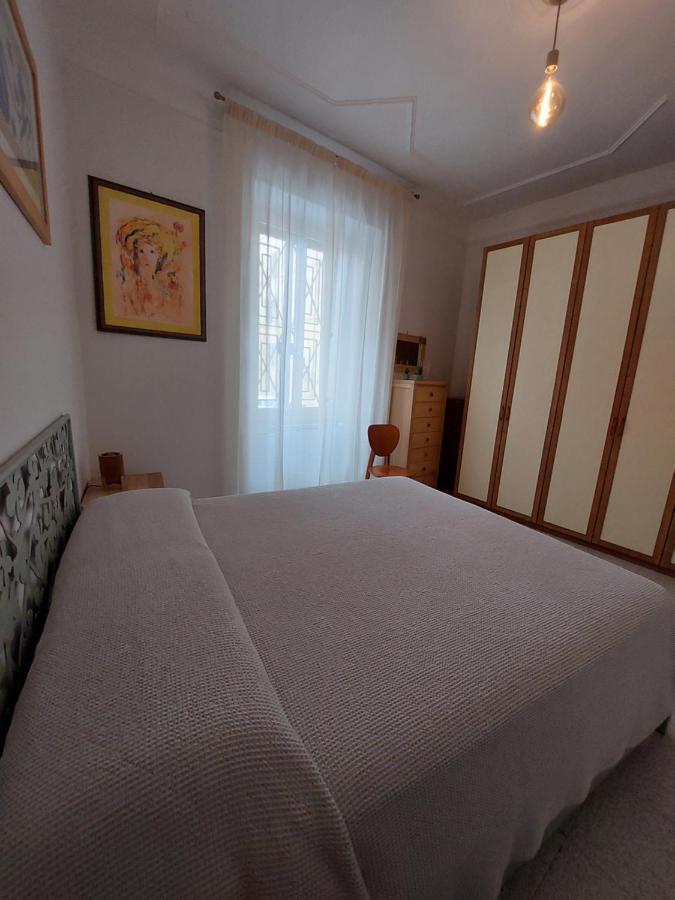 C R A Zy For Rhome Roma Eksteriør bilde